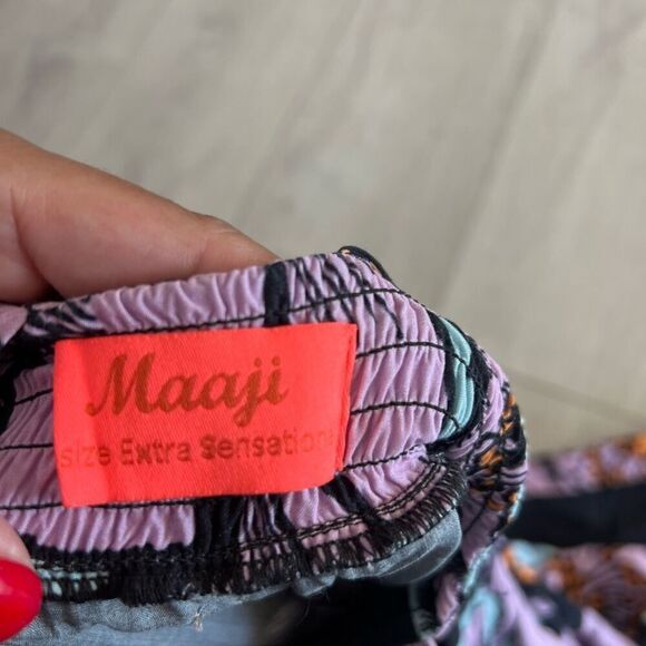 Maajii Queen Glowy Dress in Black size xs - Picture 6 of 9